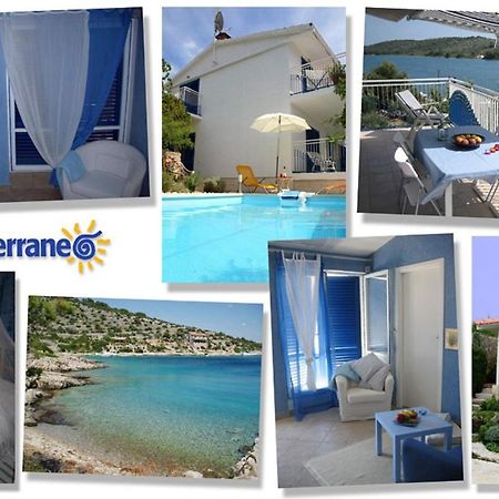 Apartments Mediterraneo 카프리예 외부 사진