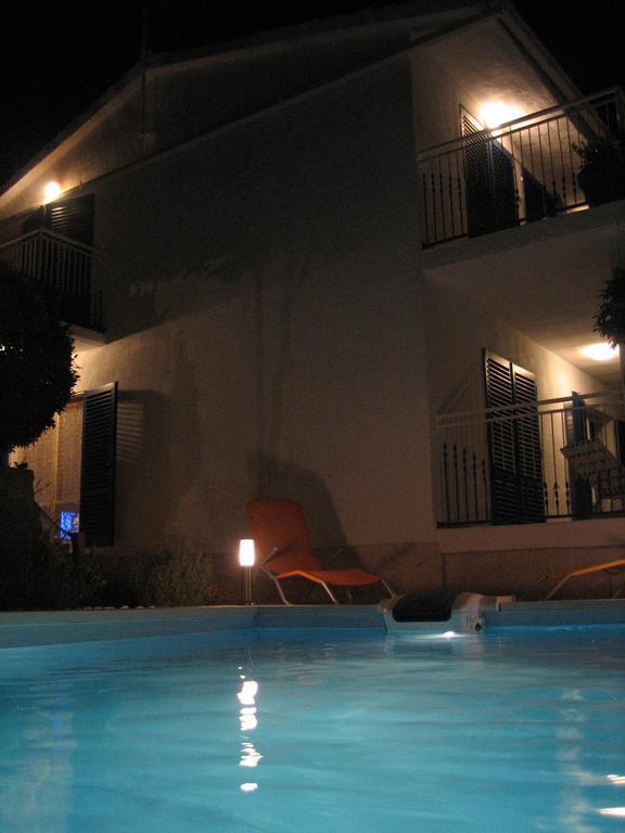 Apartments Mediterraneo 카프리예 외부 사진